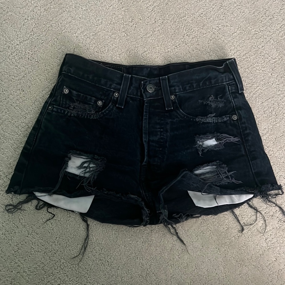 Black High Waisted Levi’s Denim Shorts